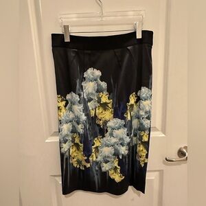 Karen Millen - Iris Print pencil skirt, Size 12 US